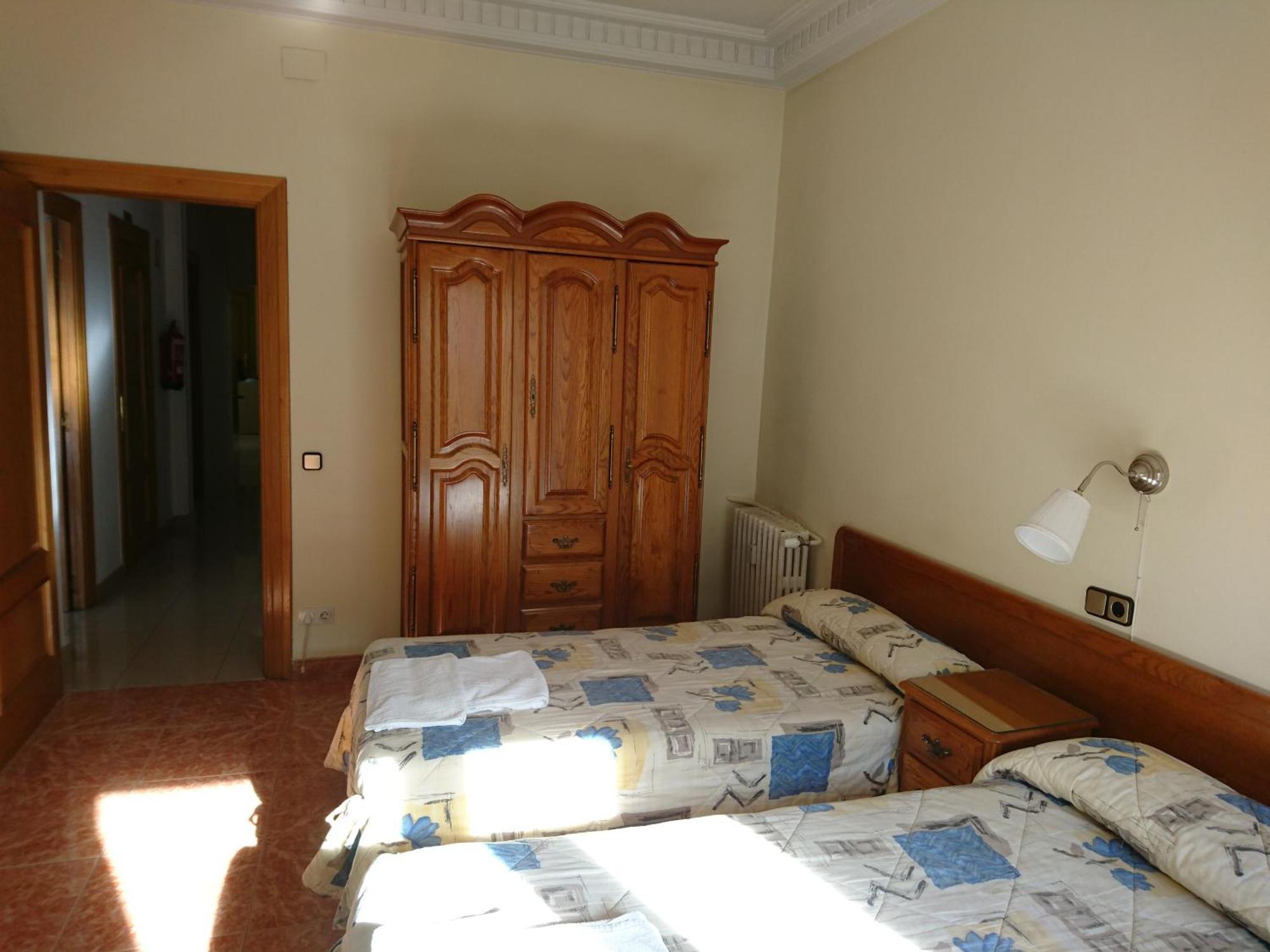 Hostal Retiro Madrid Eksteriør bilde
