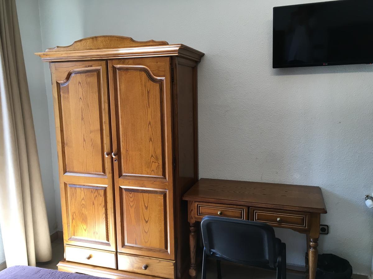 Hostal Retiro Madrid Eksteriør bilde