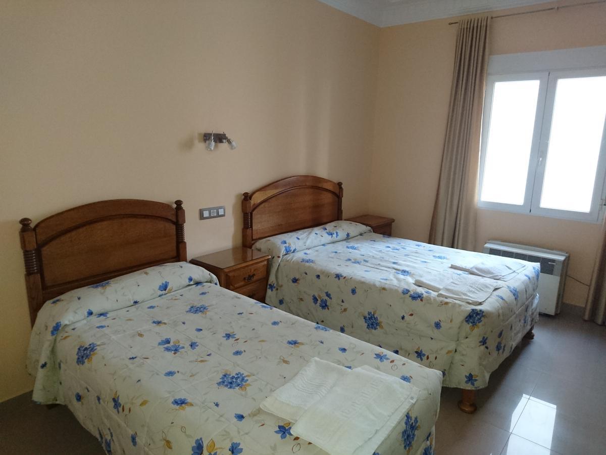 Hostal Retiro Madrid Eksteriør bilde